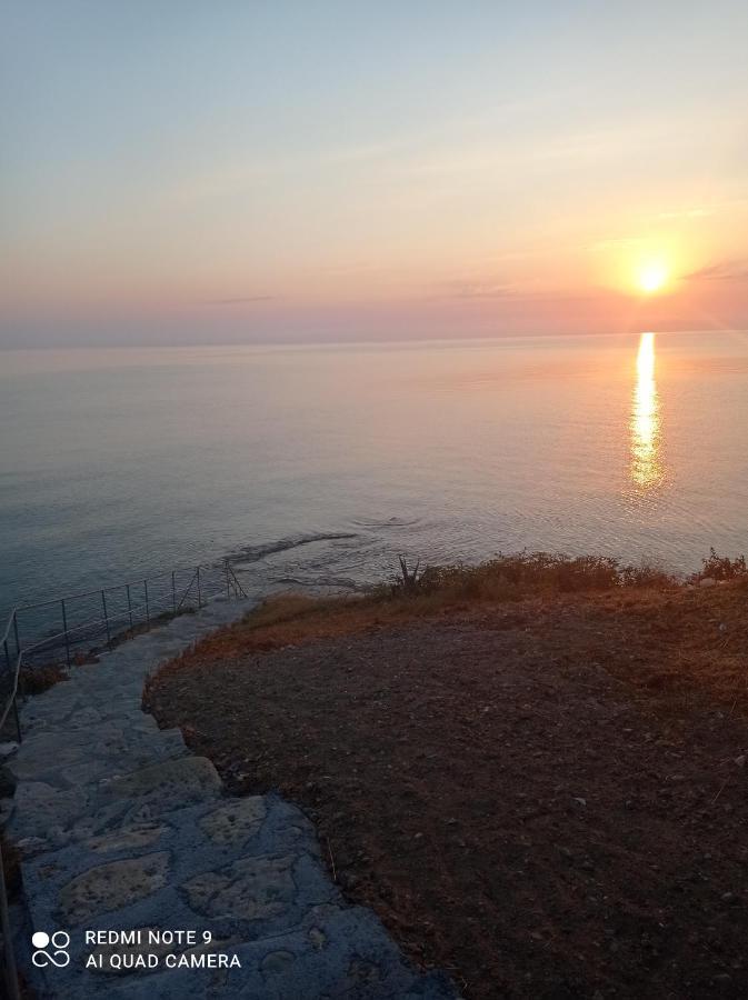Apartamento St. Harry'S Windmill Makris Gialos  Exterior foto